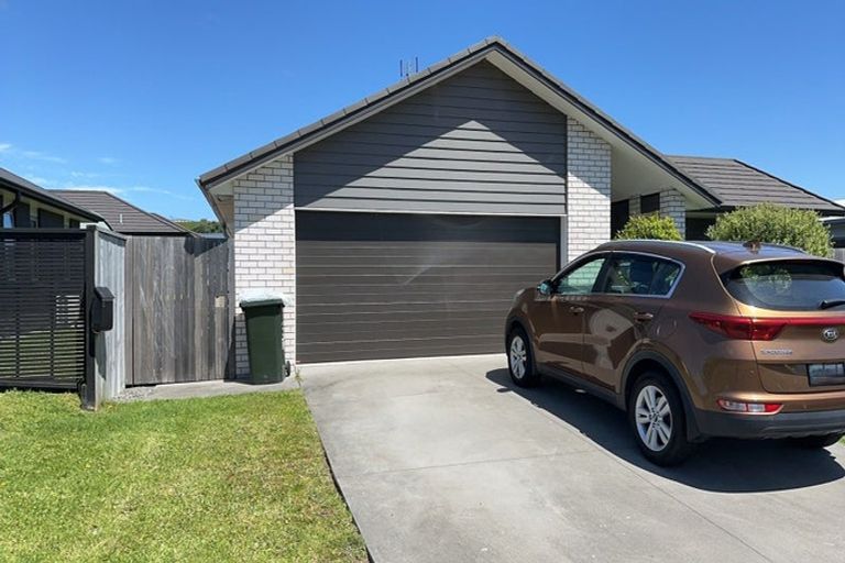 Photo of property in 44 Awataha Crescent, Pyes Pa, Tauranga, 3110