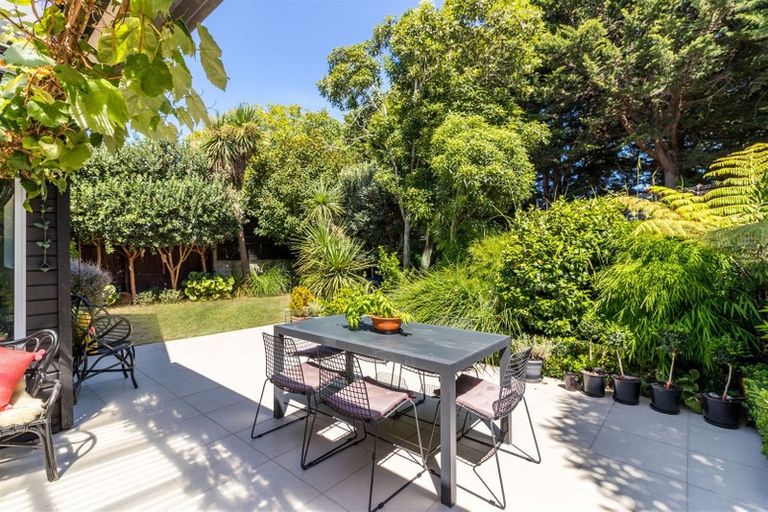 Photo of property in 49a Strowan Road, Strowan, Christchurch, 8052