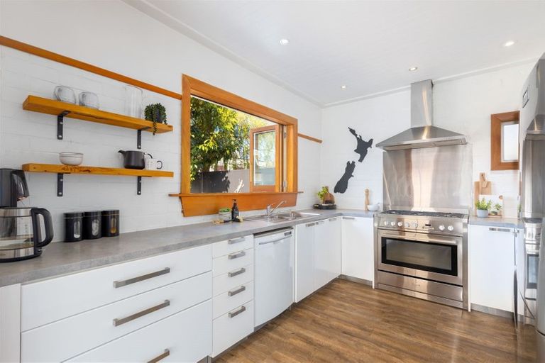 Photo of property in 32 Severn Street, St Albans, Christchurch, 8014