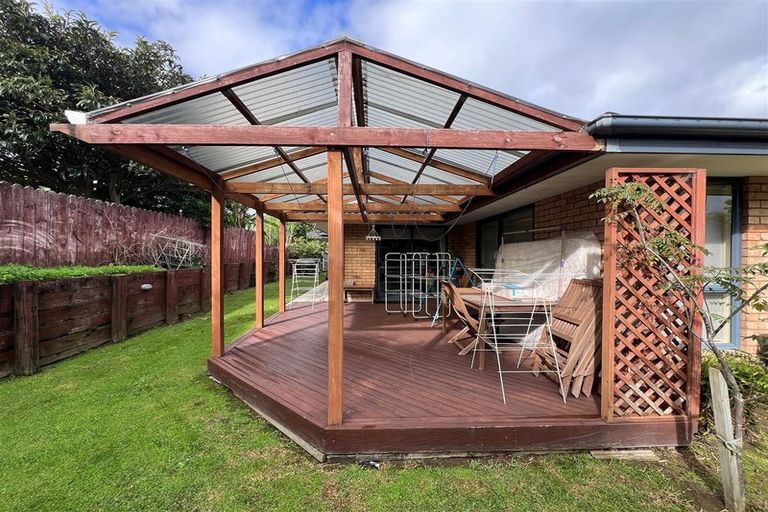 Photo of property in 5 Senator Drive, Manurewa, Auckland, 2105