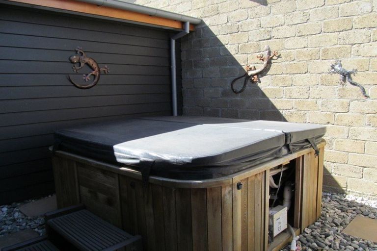 Photo of property in 442 Letts Gully Road, Letts Gully, Alexandra, 9393