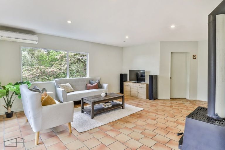 Photo of property in 212 Carter Road, Oratia, Auckland, 0604