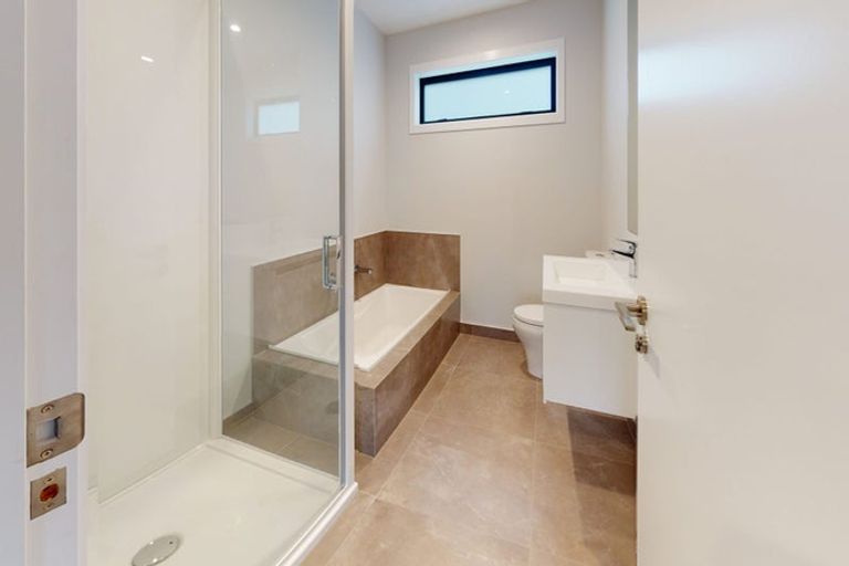 Photo of property in 29a Comber Place, Johnsonville, Wellington, 6037