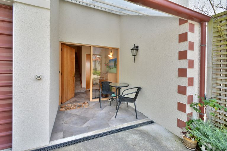 Photo of property in 8 Elliffe Place, Shiel Hill, Dunedin, 9013