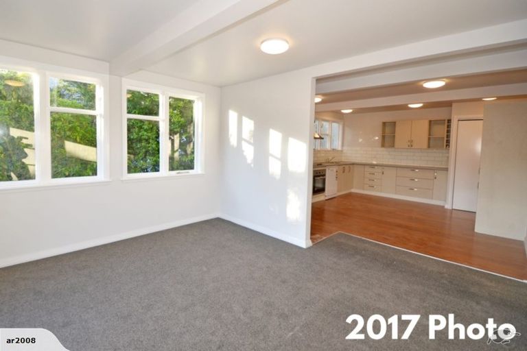 Photo of property in 23 Ngaio Gorge Road, Ngaio, Wellington, 6035