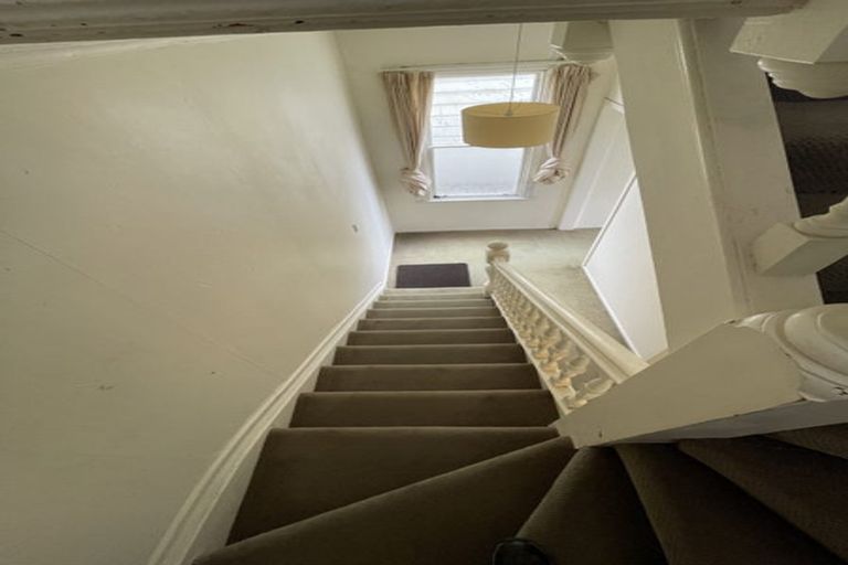 Photo of property in 72-76 Tasman Street, Mount Cook, Wellington, 6021