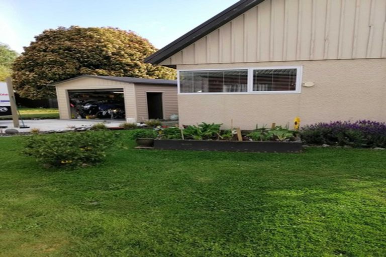 Photo of property in 68 Kinloch Road, Kinloch, Taupo, 3377
