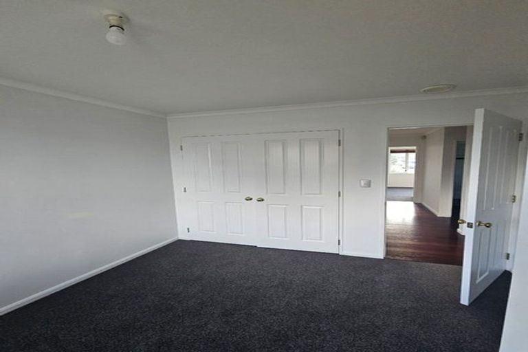 Photo of property in 2 Etwall Court, Dannemora, Auckland, 2016