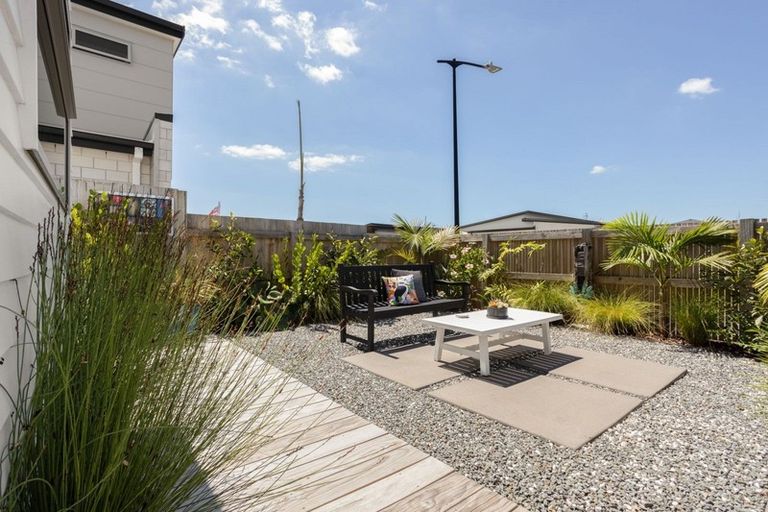 Photo of property in 14 Hugo Way, Papamoa Beach, Papamoa, 3118