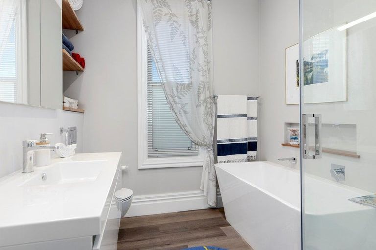 Photo of property in 23 Aurora Street, Petone, Lower Hutt, 5012