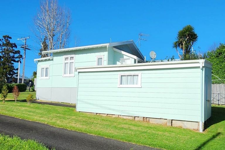 Photo of property in 2/46 Salisbury Road, Birkdale, Auckland, 0626