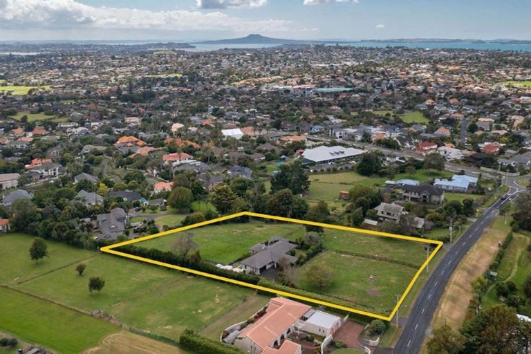 Photo of property in 370 Point View Drive, Shamrock Park, Auckland, 2016