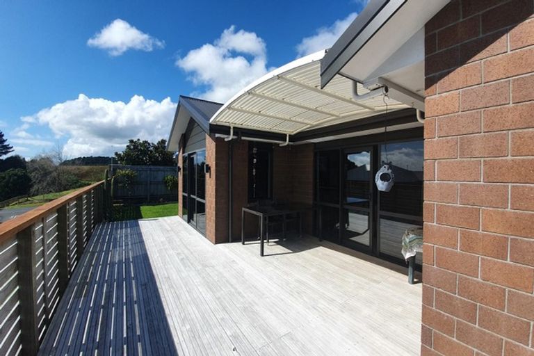 Photo of property in 58 Alberta Road, Glen Avon, New Plymouth, 4312