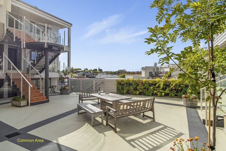 Photo of property in 14/5 Cook Street, Howick, Auckland, 2014