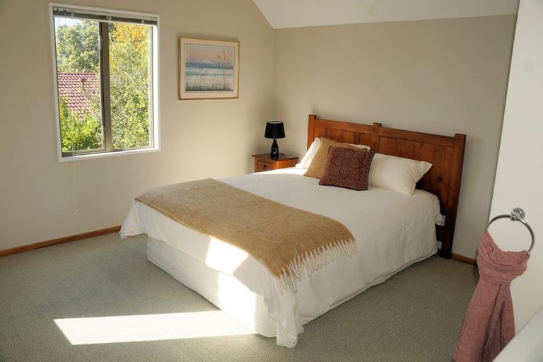 Photo of property in 3/70 Picton Avenue, Riccarton, Christchurch, 8011