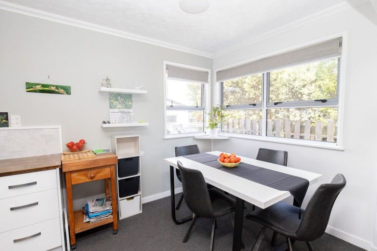 Photo of property in 71 Pipiroa Road, Ngatea, 3503