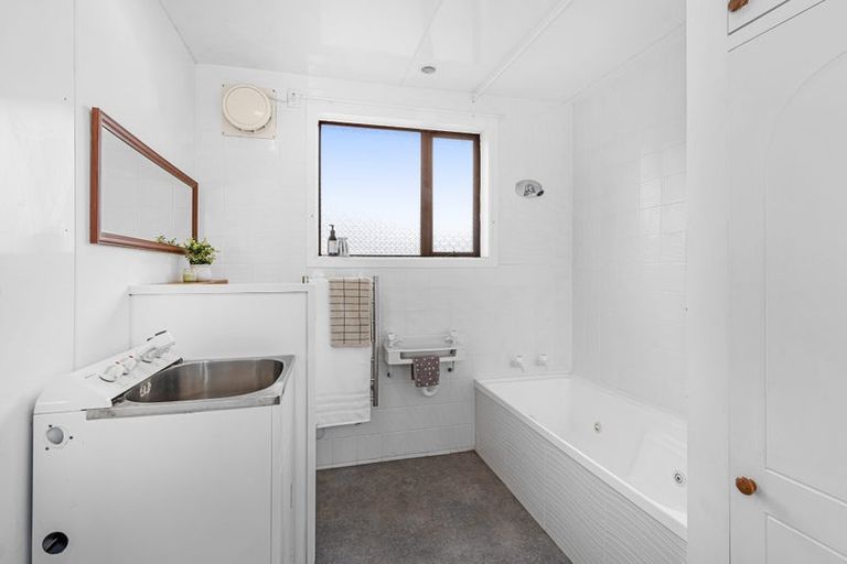 Photo of property in 255 Bower Avenue, North New Brighton, Christchurch, 8083