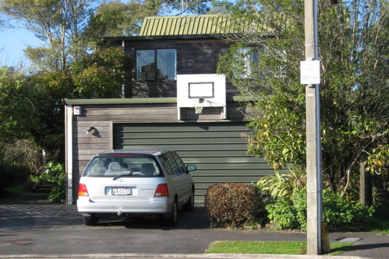 Photo of property in 23 Cranwell Place, Hillcrest, Hamilton, 3216