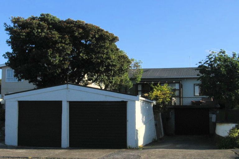 Photo of property in 46 Main Road, Titahi Bay, Porirua, 5022