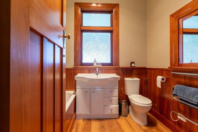 Photo of property in 46 Swinburn Street, Dannevirke, 4930