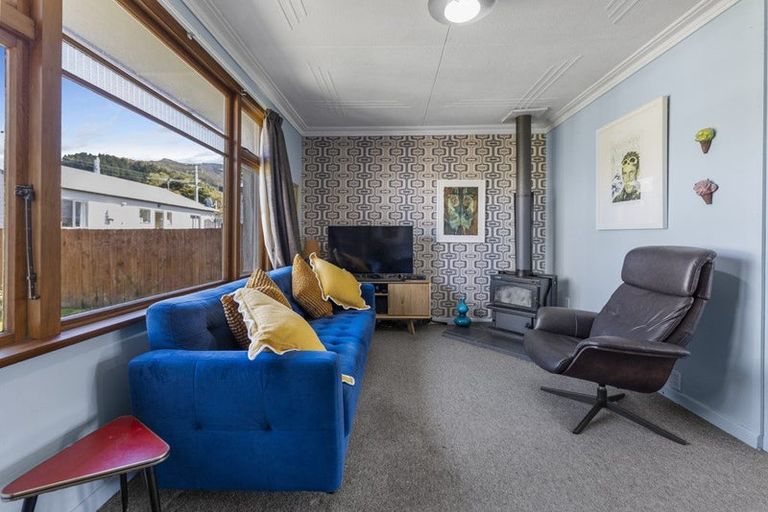 Photo of property in 54 Hall Road, Sawyers Bay, Port Chalmers, 9023