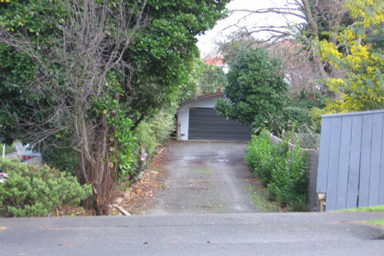 Photo of property in 76 Brightwater Terrace, Terrace End, Palmerston North, 4410