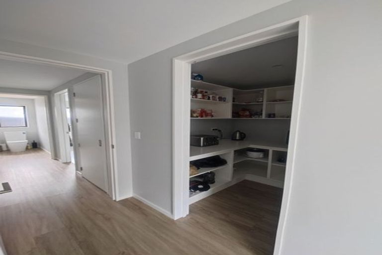 Photo of property in 12 Navarra Road, Halswell, Christchurch, 8025