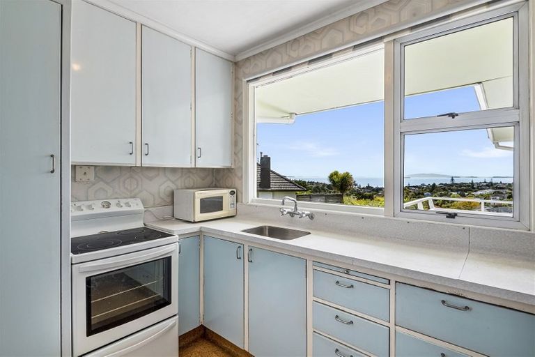 Photo of property in 1 Elizabeth Place, Mairangi Bay, Auckland, 0630