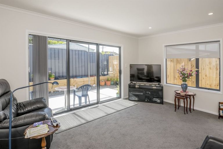 Photo of property in 69a Trafalgar Street, Levin, 5510