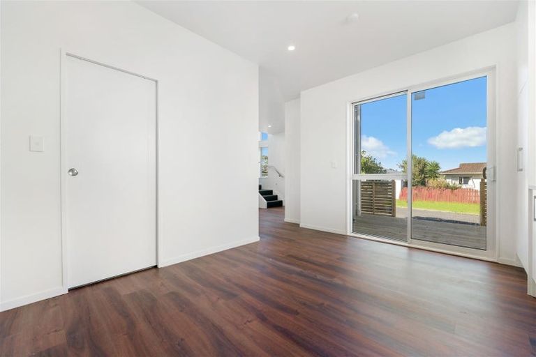 Photo of property in 12c Caserta Place, Clover Park, Auckland, 2023