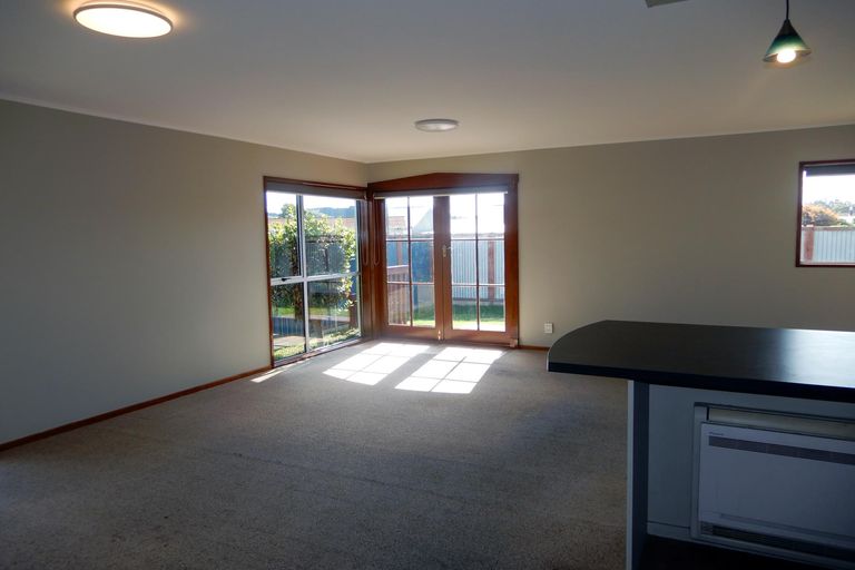 Photo of property in 11 College Street, Oamaru North, Oamaru, 9400