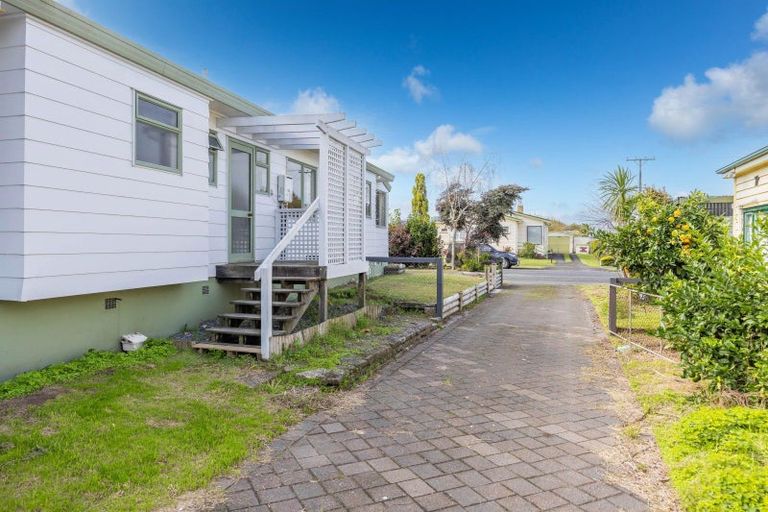 Photo of property in 45 Hakanoa Street, Huntly, 3700