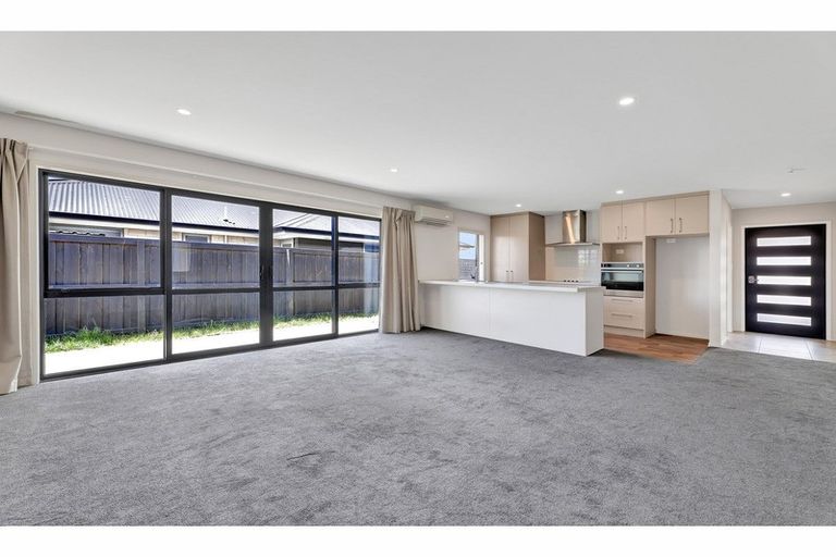 Photo of property in 6 Fairford Street, Bishopdale, Christchurch, 8053