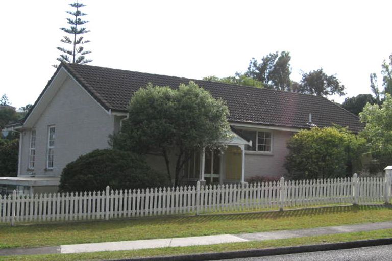 Photo of property in 57 Stapleford Crescent, Browns Bay, Auckland, 0630