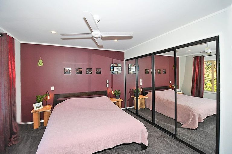 Photo of property in 57 Hauraki Road, Leigh, Warkworth, 0985