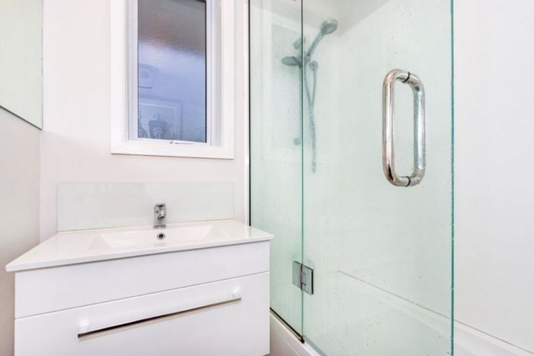 Photo of property in 2/41 Roberta Drive, Somerfield, Christchurch, 8024