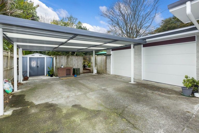 Photo of property in 50 Wai-iti Crescent, Woburn, Lower Hutt, 5010