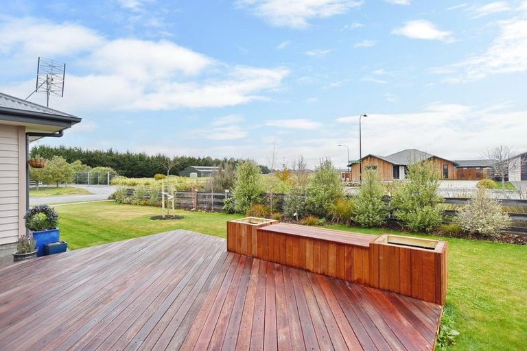 Photo of property in 88 Petries Road, Woodend, 7610