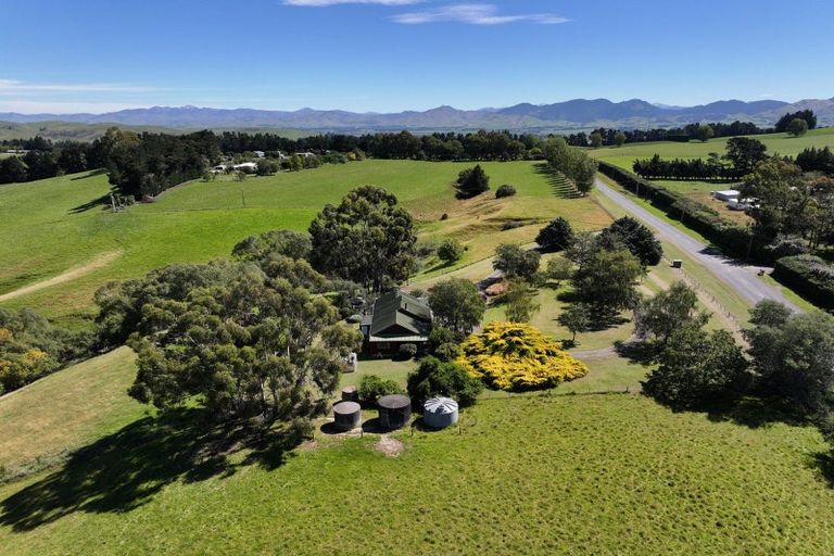 Photo of property in 180 Leader Road West, Waiau, 7395