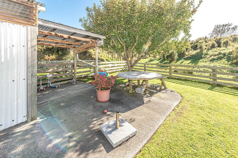 Photo of property in 7 Rangitatau East Road, Kai Iwi, Whanganui, 4578