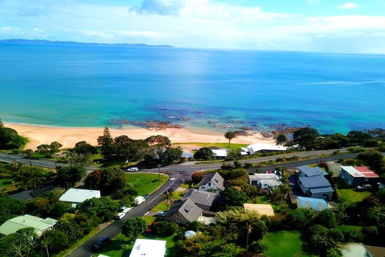 Photo of property in 6 Seaview Road, Cable Bay, 0420
