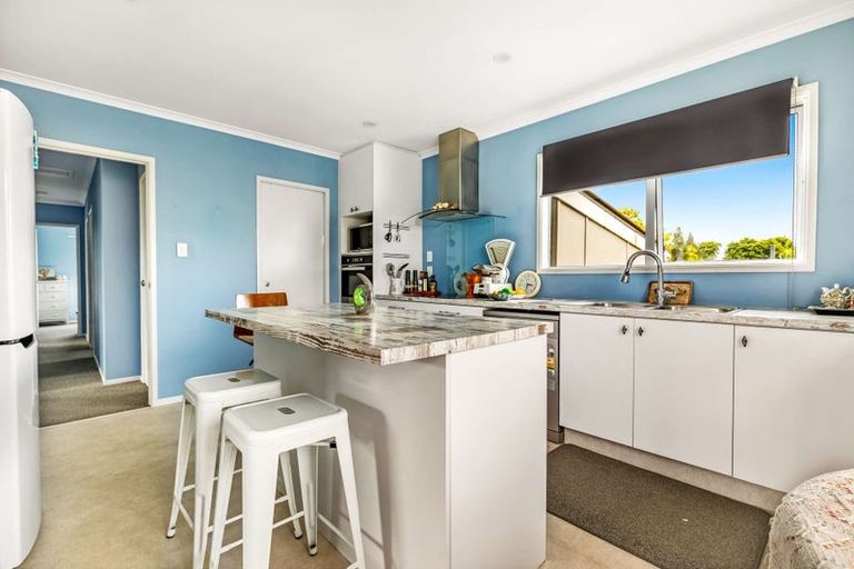 Photo of property in 22 Kowhai Avenue, Edgecumbe, 3120