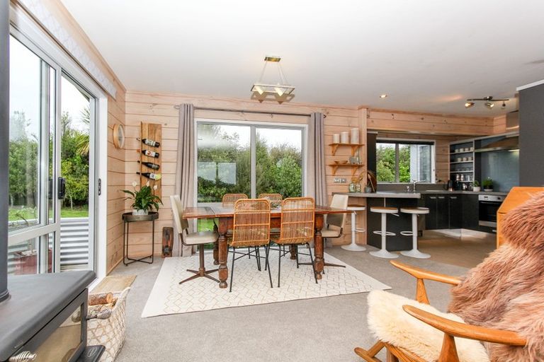 Photo of property in 1291 Carrington Road, Hurworth, New Plymouth, 4371