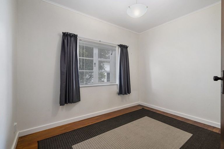 Photo of property in 162 Cook Street, West End, Palmerston North, 4410