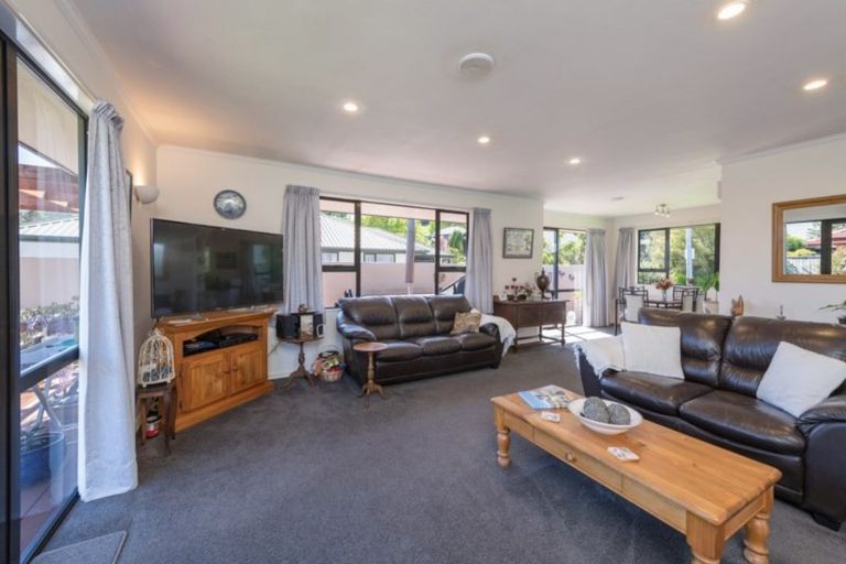 Photo of property in 3 Burrough Place, Enner Glynn, Nelson, 7011