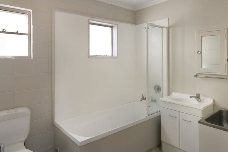 Photo of property in 102 Martin Street, Wallaceville, Upper Hutt, 5018