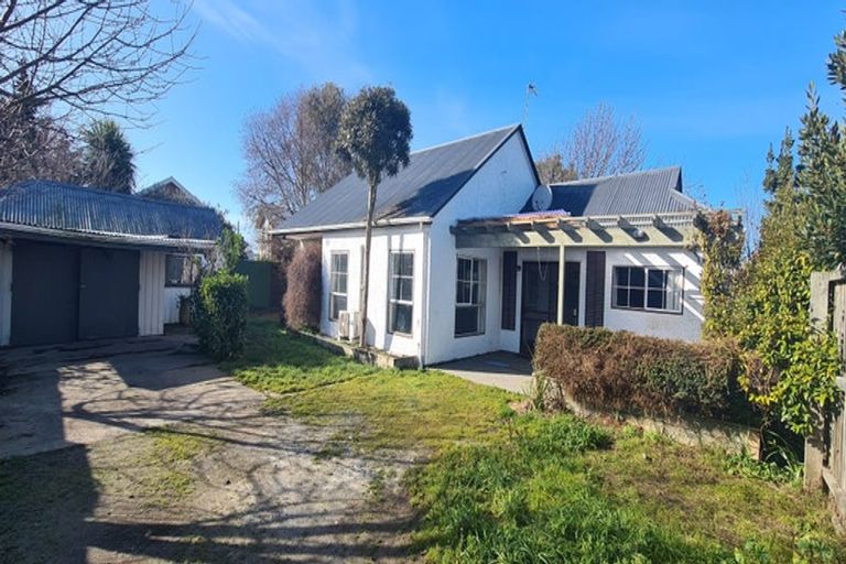 Photo of property in 90b Bryndwr Road, Bryndwr, Christchurch, 8052