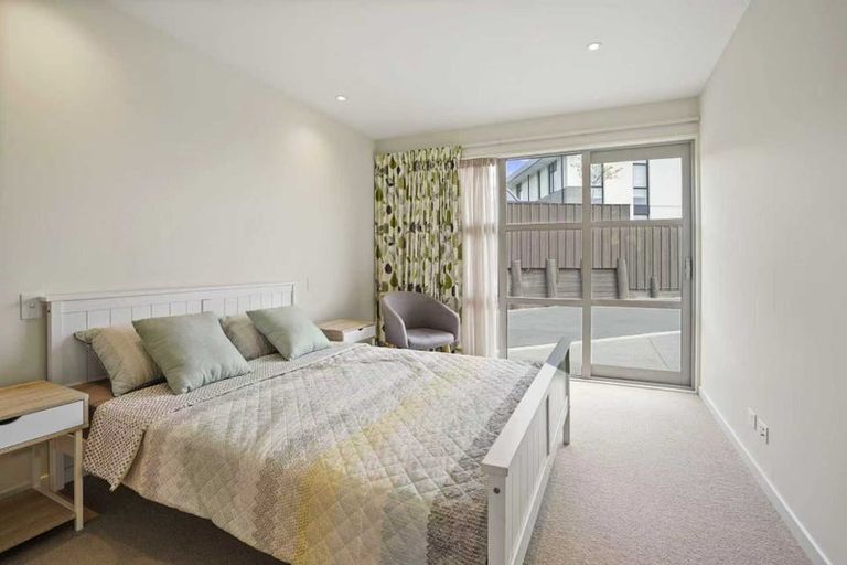 Photo of property in 33d Hackthorne Road, Cashmere, Christchurch, 8022