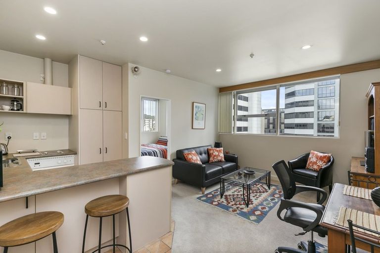 Photo of property in Regency Apartments, 5e/49 Manners Street, Te Aro, Wellington, 6011