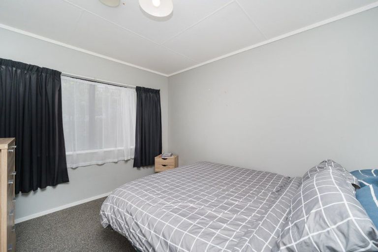 Photo of property in 99 Hillcrest Drive, Kelvin Grove, Palmerston North, 4414